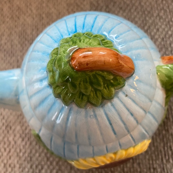 Vintage Sunflower Ceramic Teapot by, CBK LTD 8”high and 9”long - Picture 15 of 16
